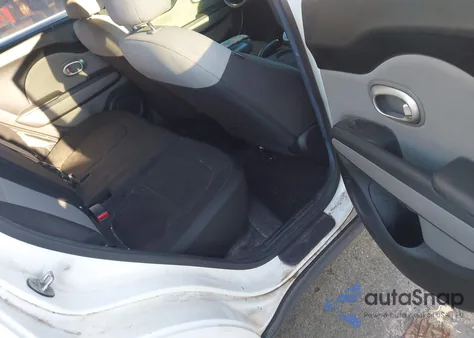 2016 Kia Soul z USA, uszkodzony, nr VIN KNDJN2A2XG7278262